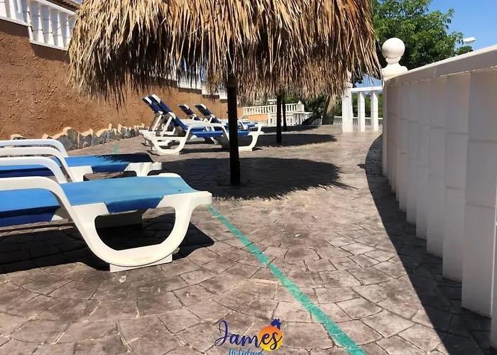 Playa Golf Quad With Com Pool Pr2 70 オリウエラ